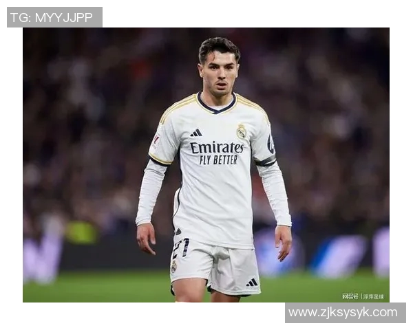 摩洛哥足球明星的魅力与风采揭秘他们如何成为最帅气的运动员